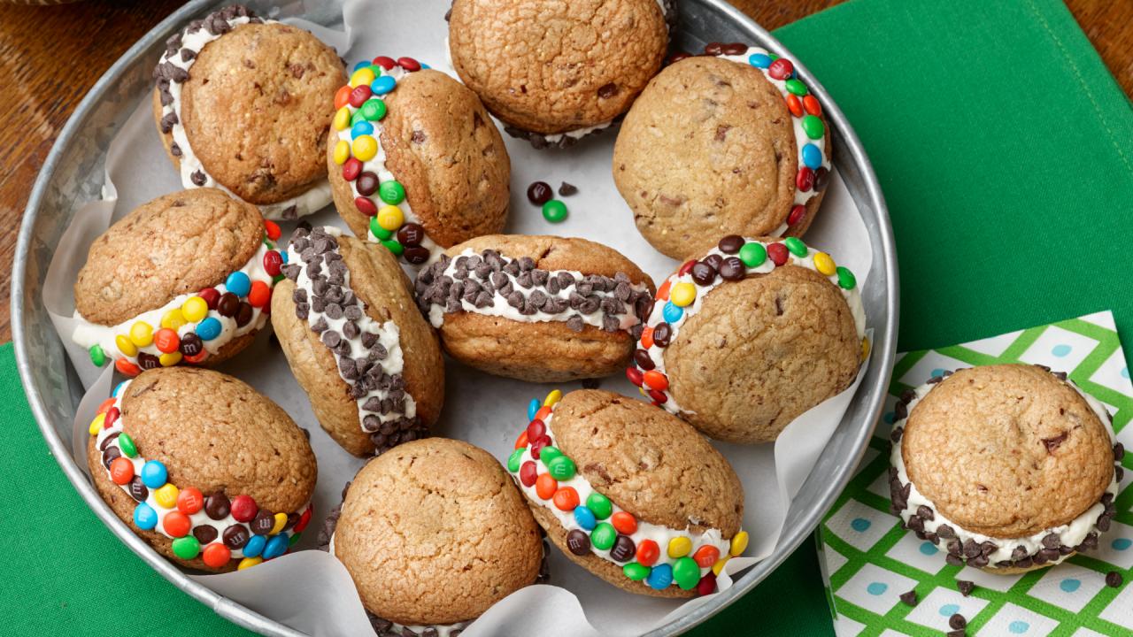 Cookie Ice Cream Sandwiches
