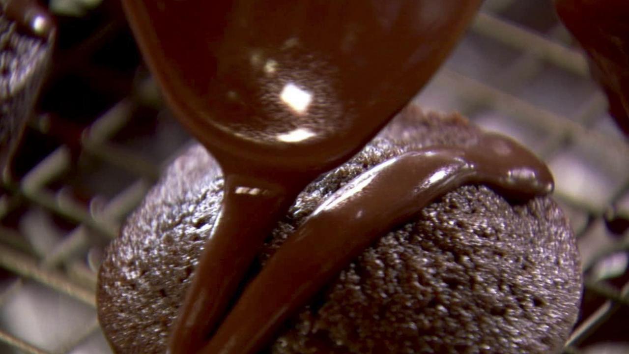 Chocolate Creme Cupcakes