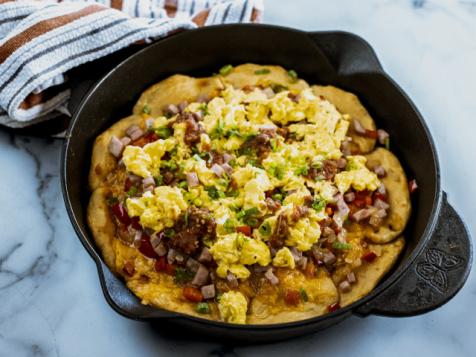 Cast-Iron Breakfast Pizza