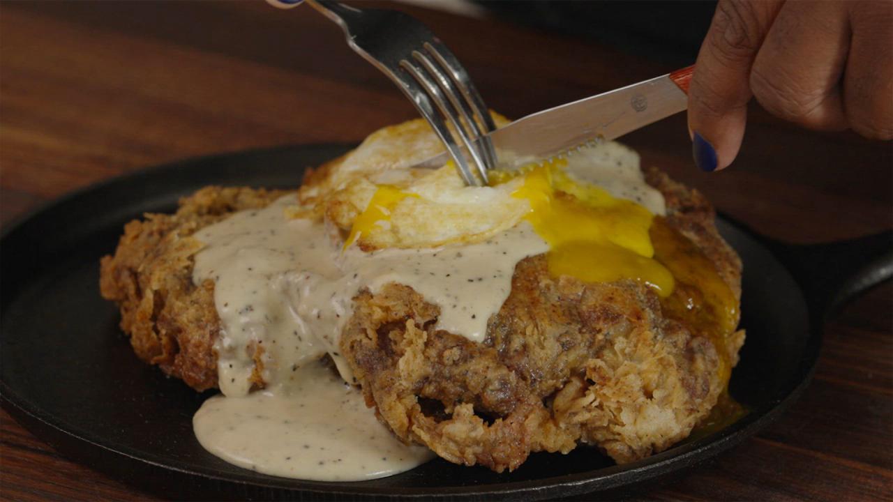 Country Fried Steak with Peppercorn Gravy