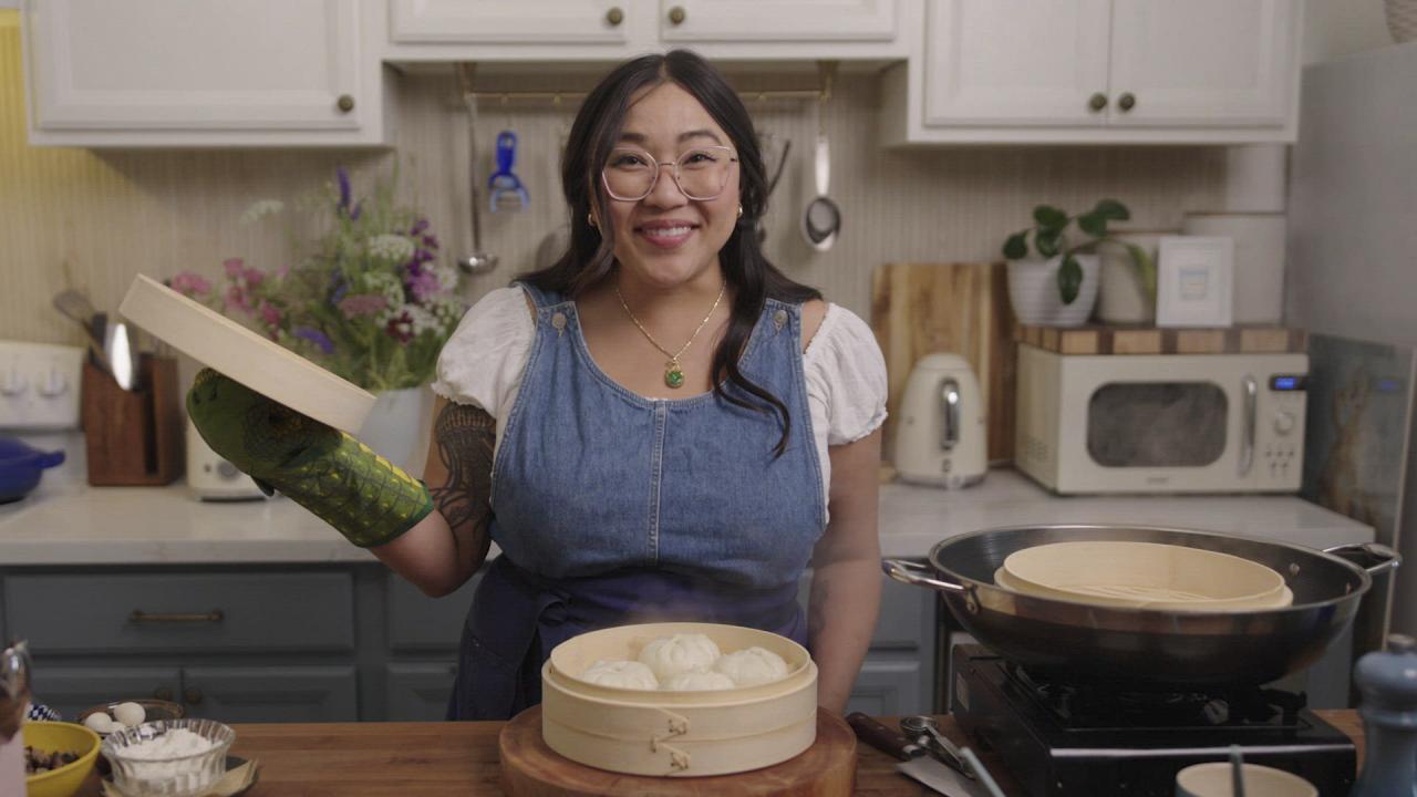 Banh Bao Steamed Buns