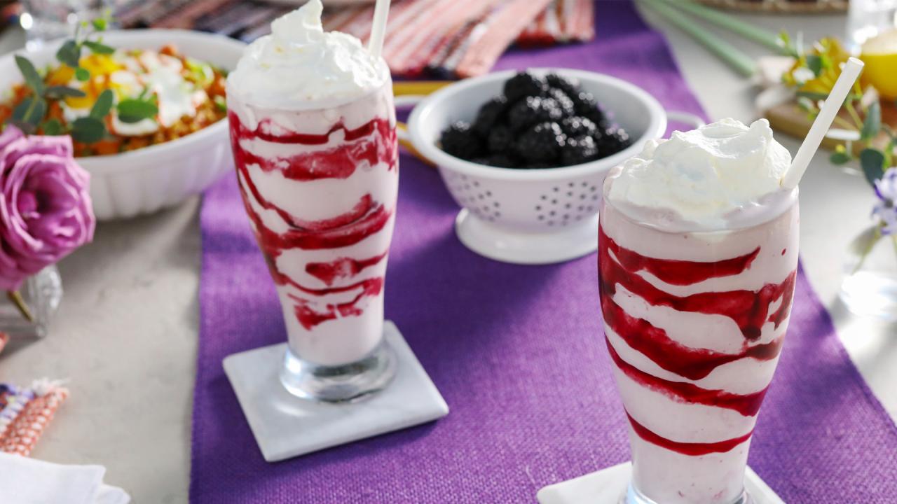 Kardea's Blackberry Milkshakes