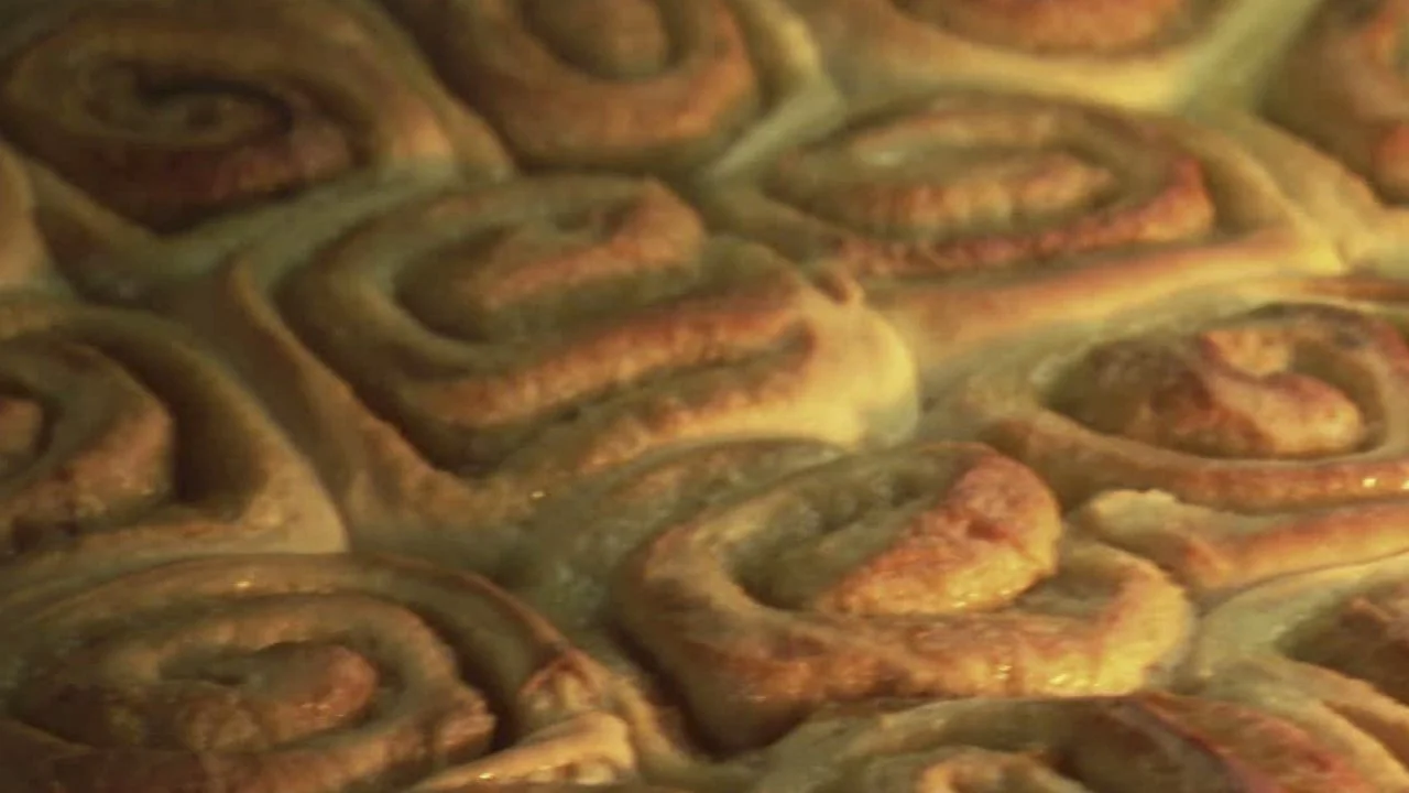 Ree's Orange Sweet Rolls