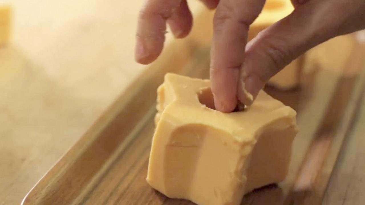 Make an Edible Candle