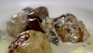 Winner Chicken Meatball Dinner