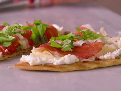 Fontina-Prosciutto Flatbread