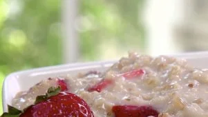Steel-Cut Oats With Fruit