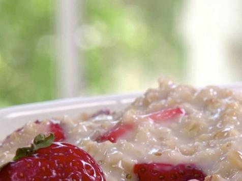 Steel-Cut Oats With Fruit