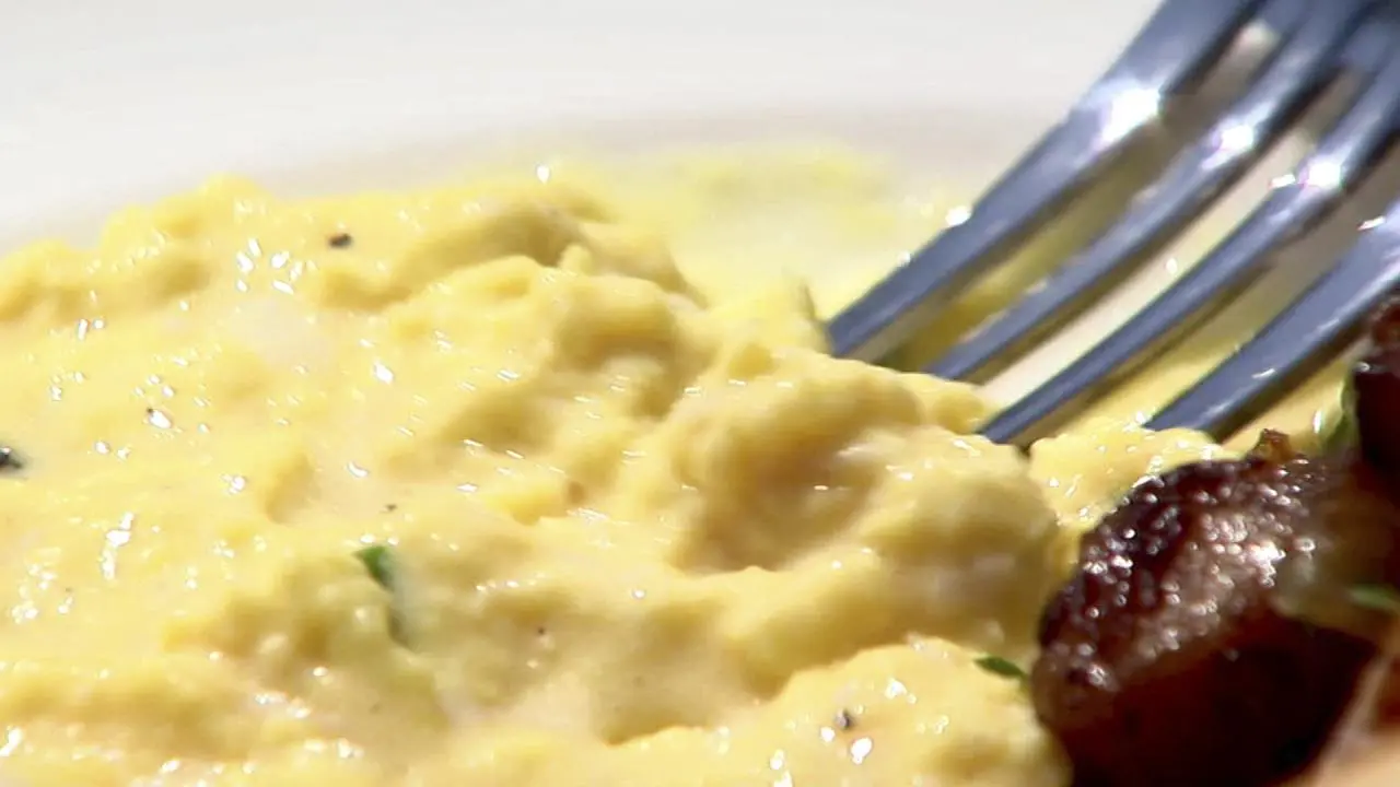 Scrambled Eggs and Goat Cheese