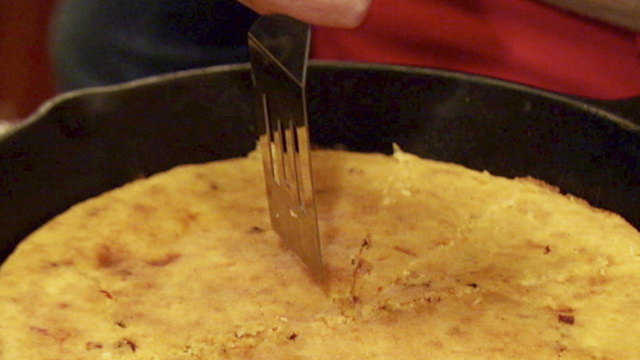 Cheesy Jalapeno Cornbread