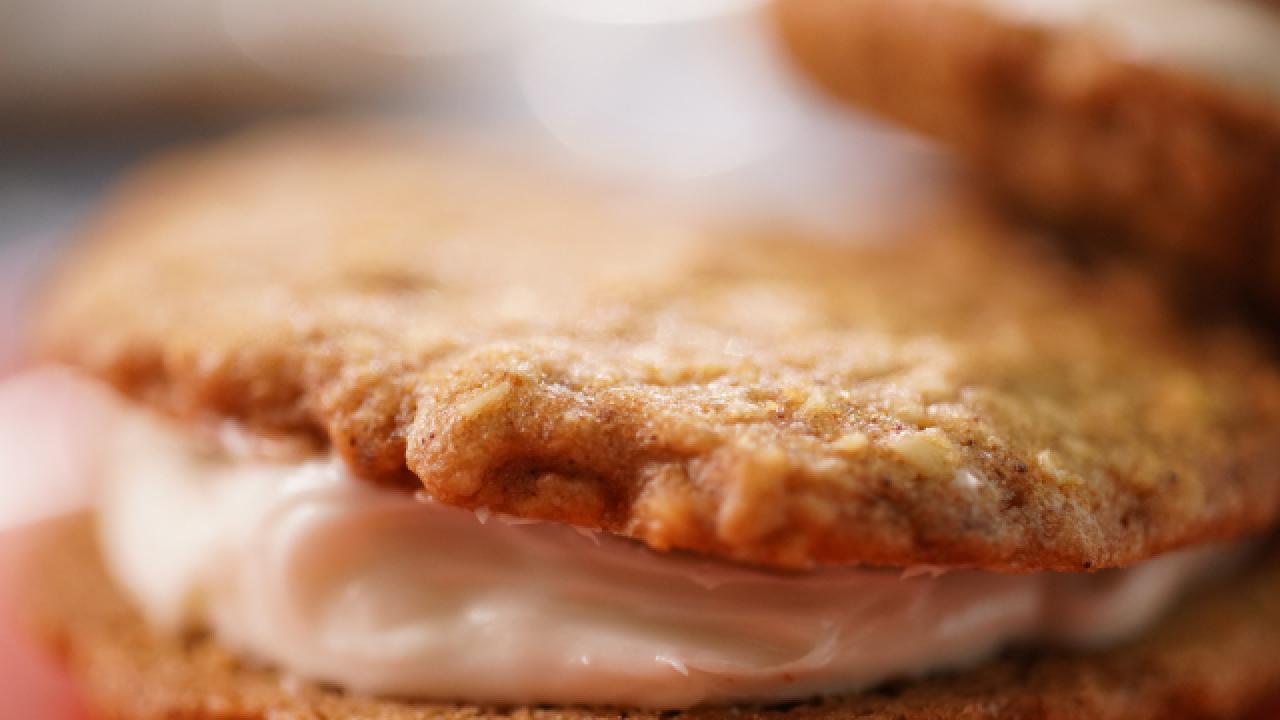 Sunny's Brown Butter Oatmeal Cream Pies