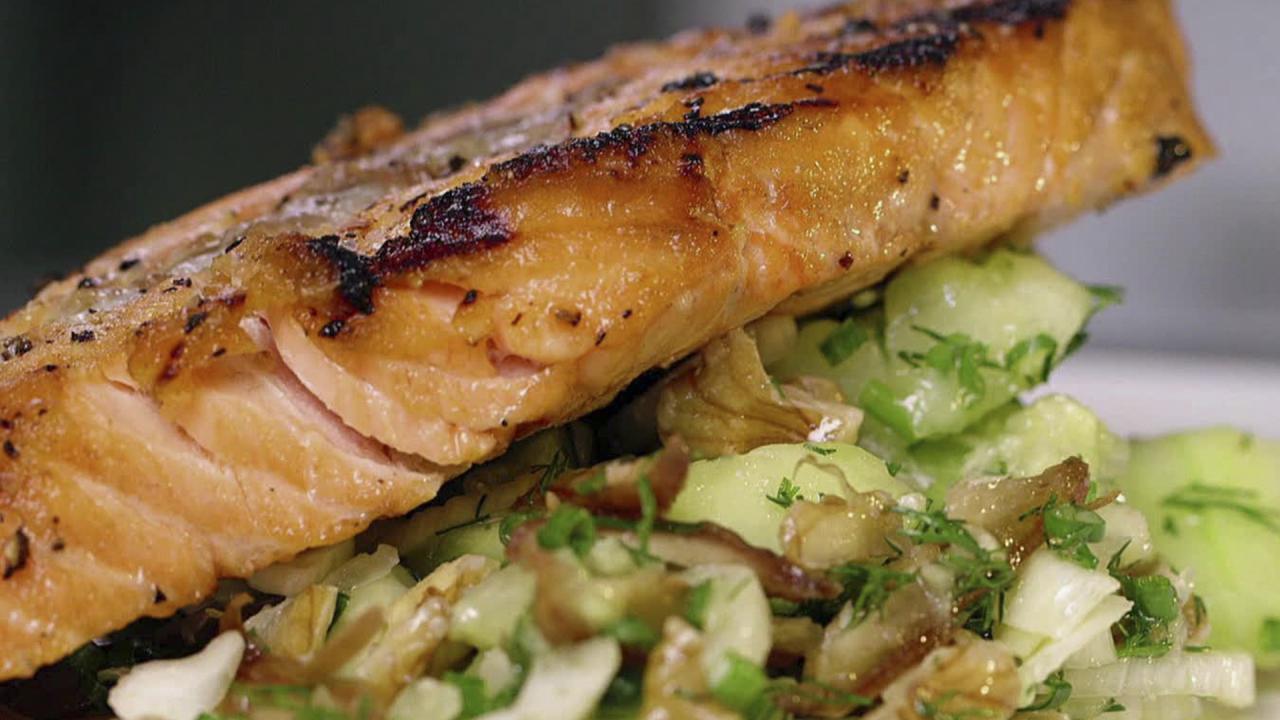 Grilled Salmon with Cucumber Salad