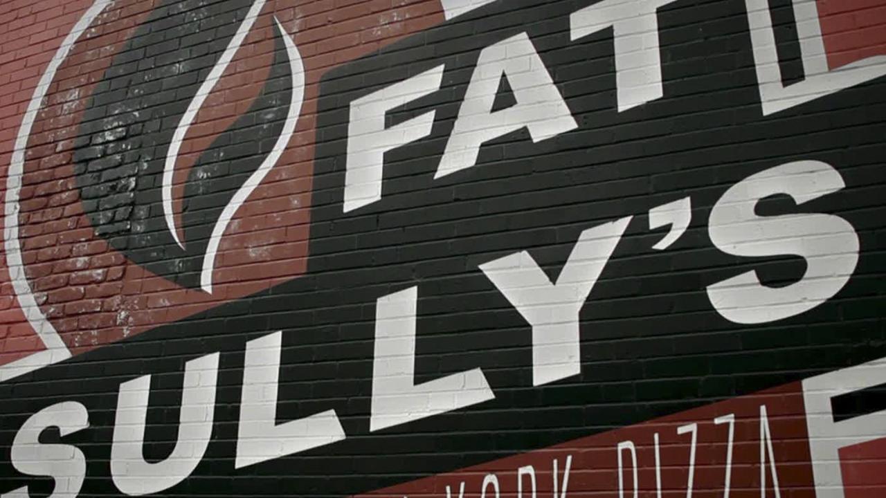 Fat Sully's 26-Inch Denver-Style Pizza