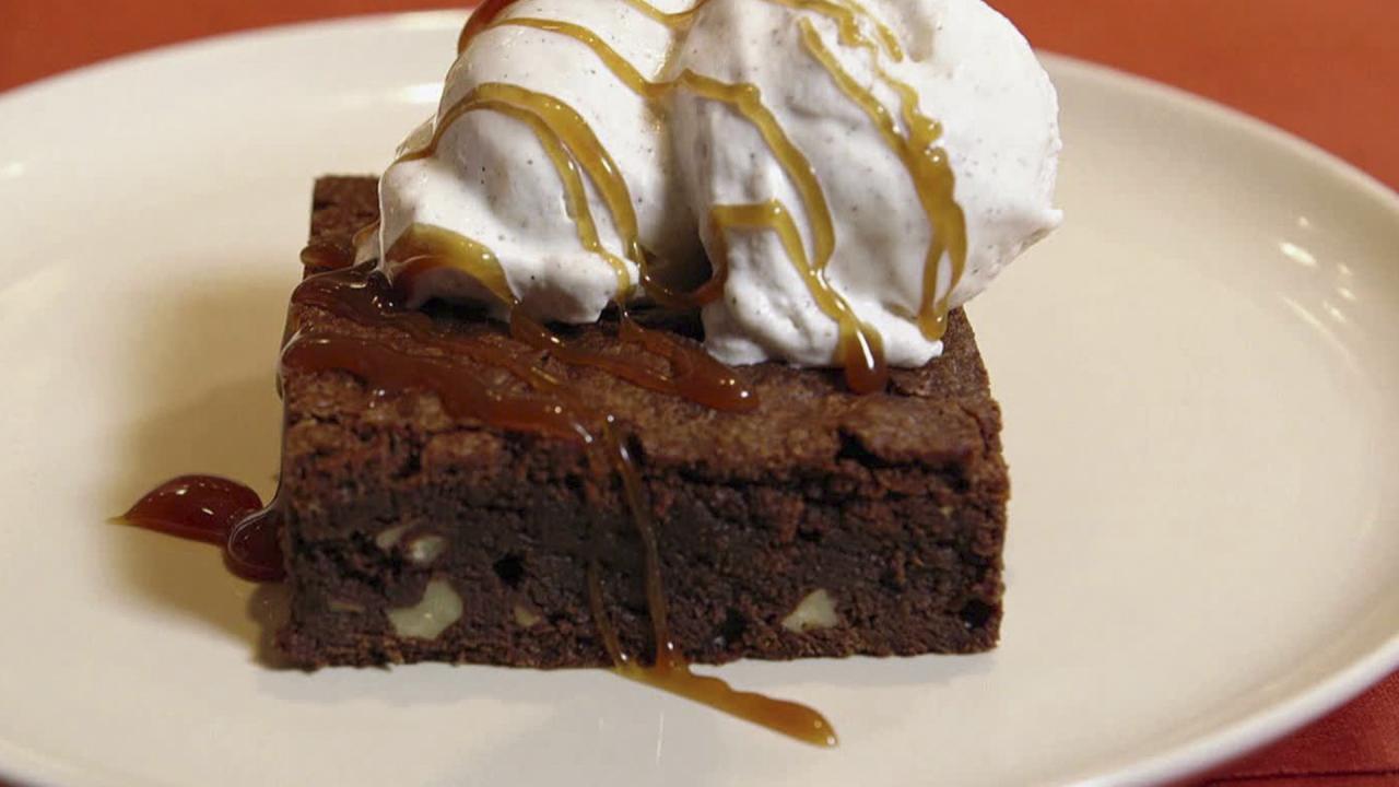 Best-Ever Touchdown Brownies