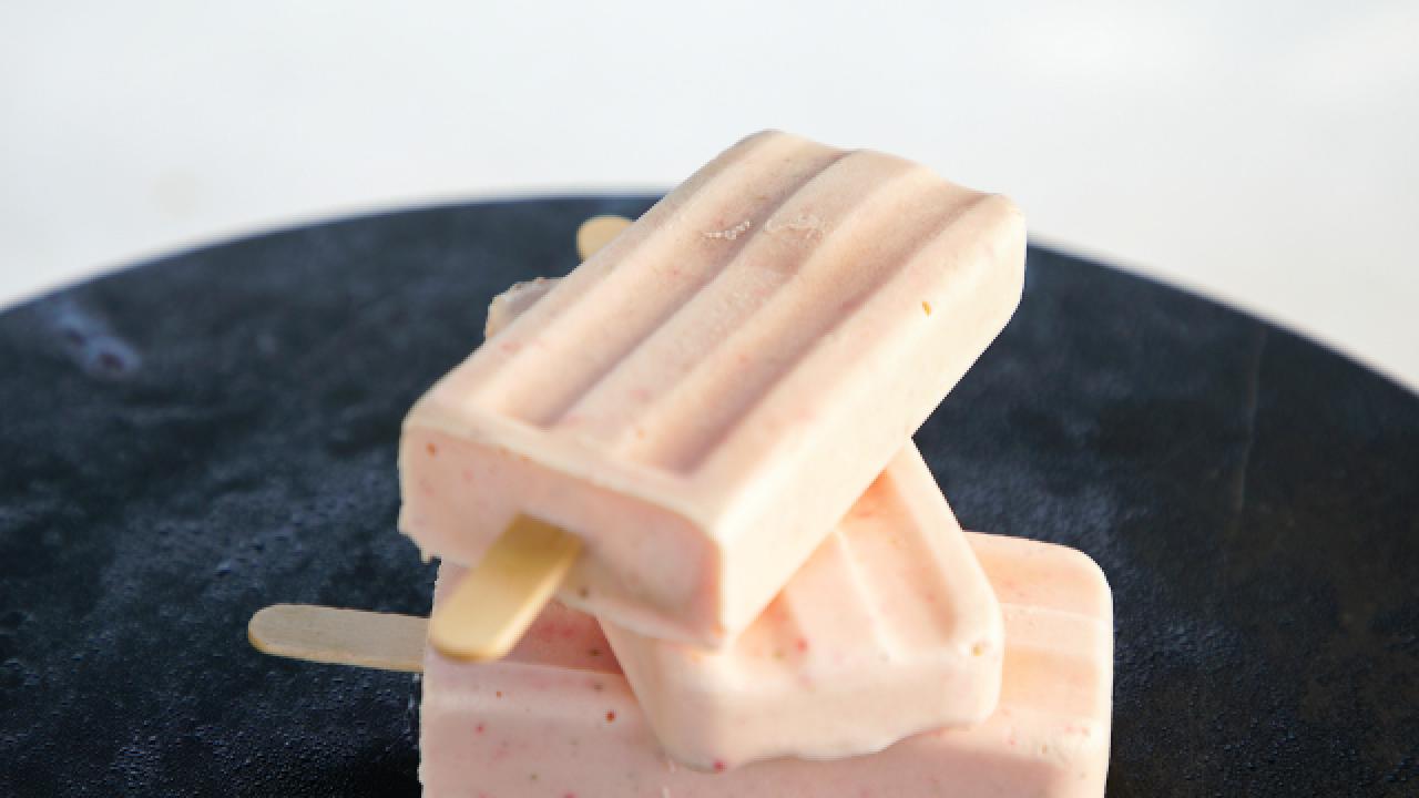 Orange-Strawberry Cream Pops