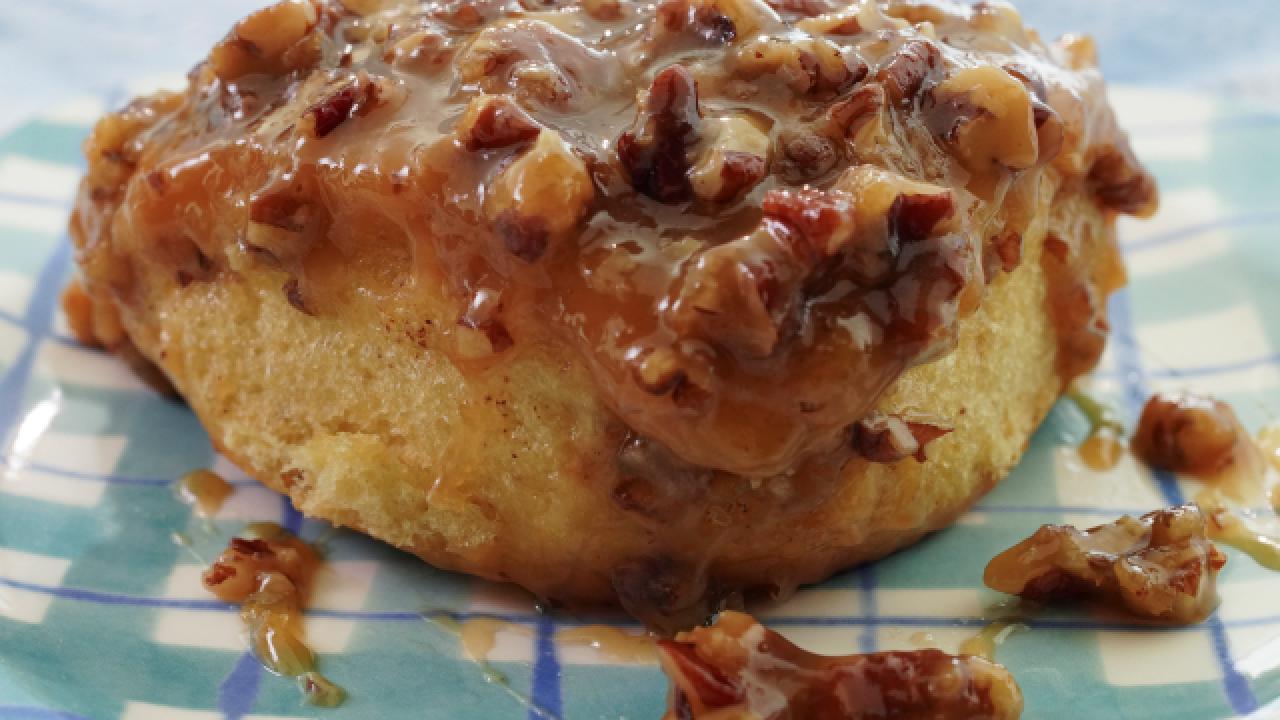 Sunny's Nutty Upside-Down Cinnamon Rolls