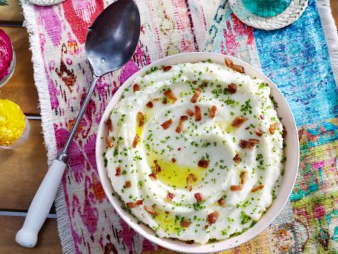 Confit Garlic Mashed Potatoes with Chives and Bacon Bits