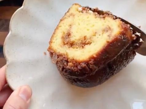 Thanksgiving Rum Cake