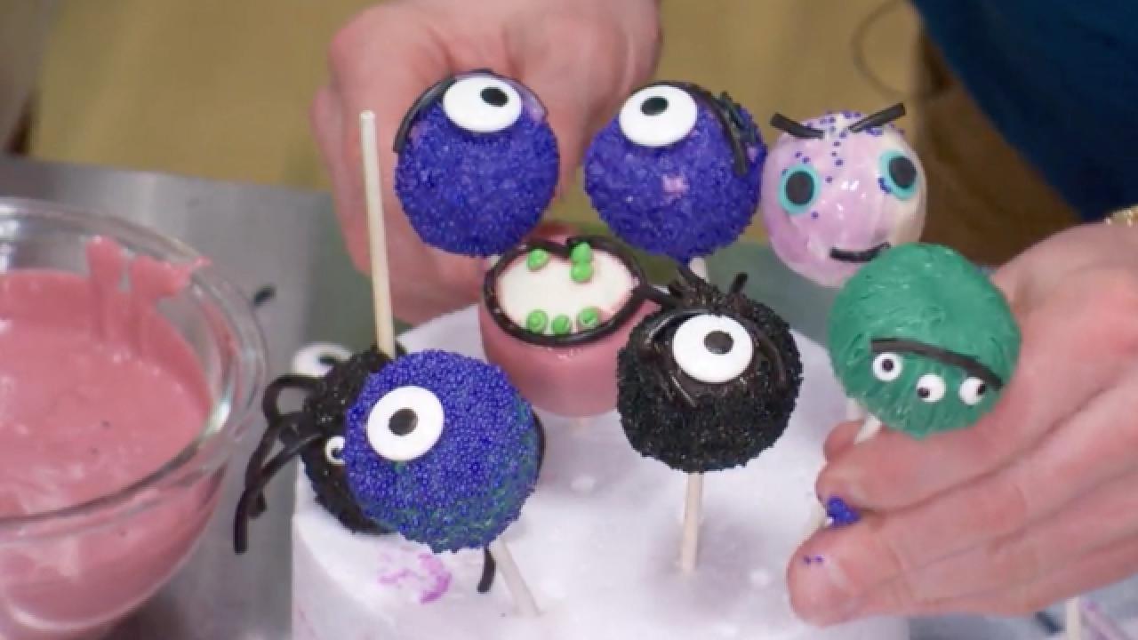 Spooky Cake Pop Decorating