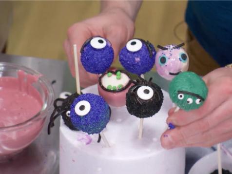 Spooky Cake Pop Decorating
