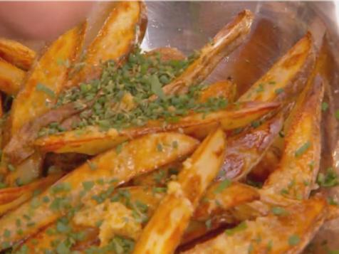 Butter-Garlic Oven Fries with Herbs