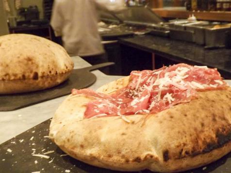 Pepperoni Pizza Burger Bomba