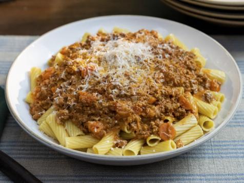 Rigatoni Bolognese