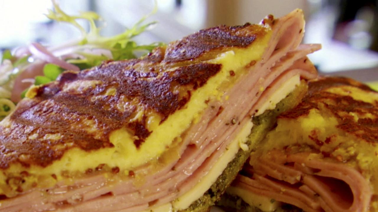 JAM's French Toast Sandwich