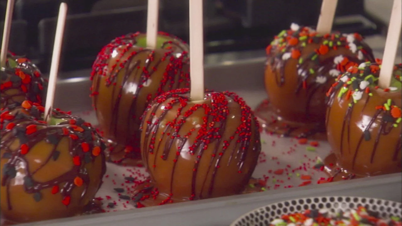 Candy Apple Halloween Treats