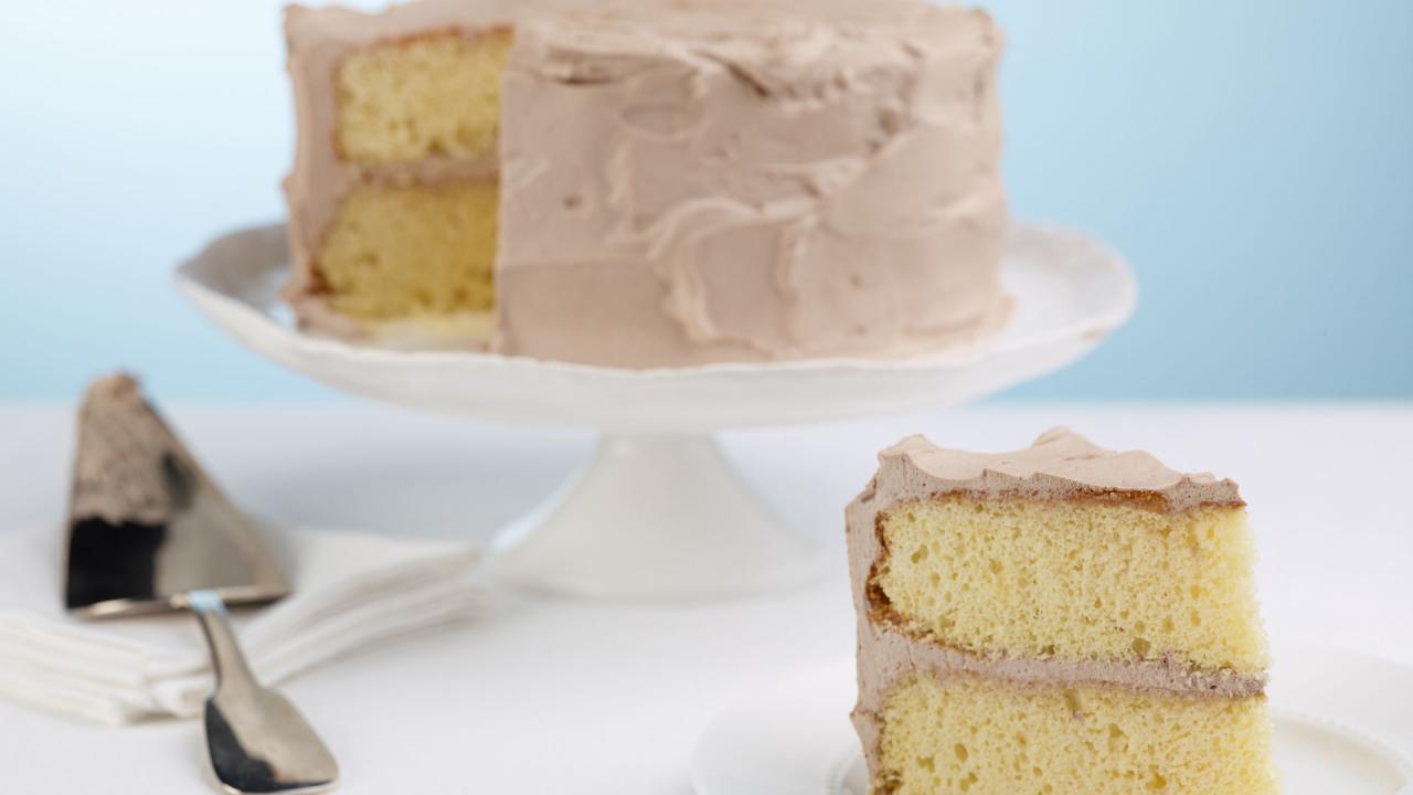 New 'Old' Fashioned Gold Cake