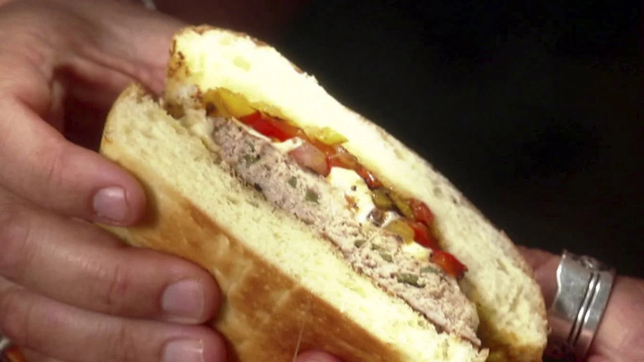 Guy's Kickin' Turkey Burgers