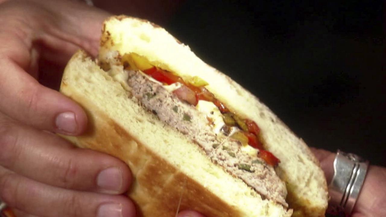 Guy's Kickin' Turkey Burgers