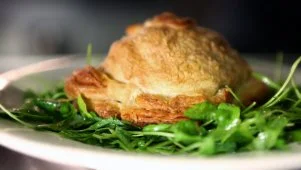 Standard Tap's Chicken Pie