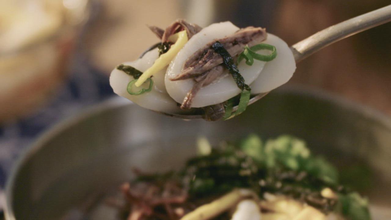 Tteokguk
