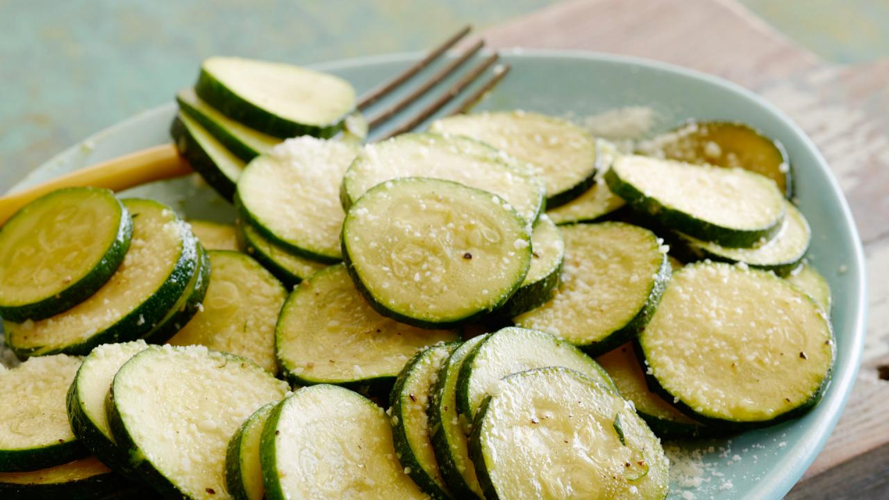 Trisha's Zucchini Saute