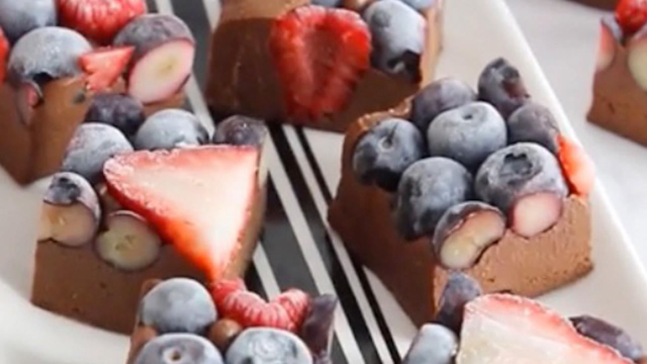 Fudgy Berry Bites