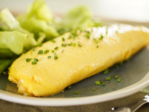 Classic French Omelette with Side Salad