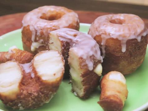 Fried Croissant Doughnuts