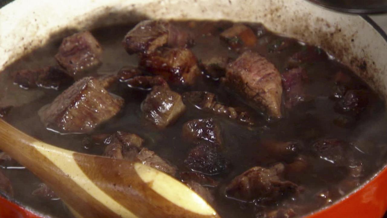 Potted Beef and Mushrooms