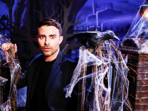 Trick-or-Treat Set Tour