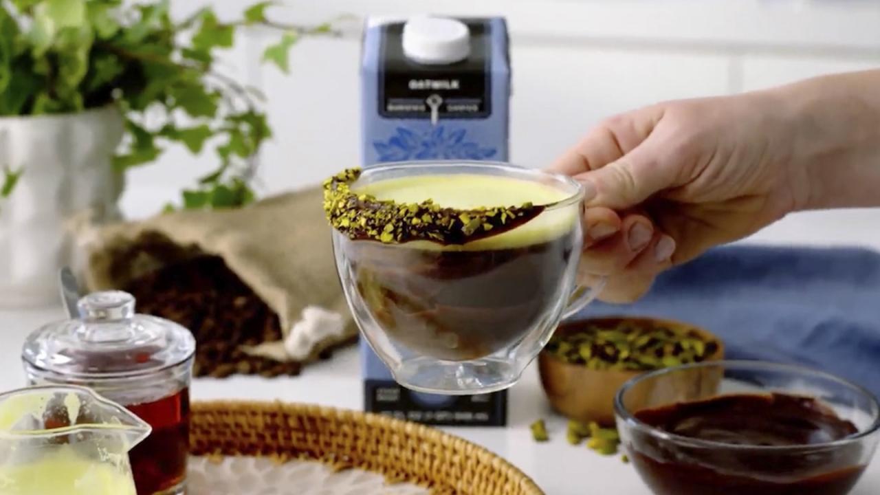 Chocolate Pistachio Oat Mocha