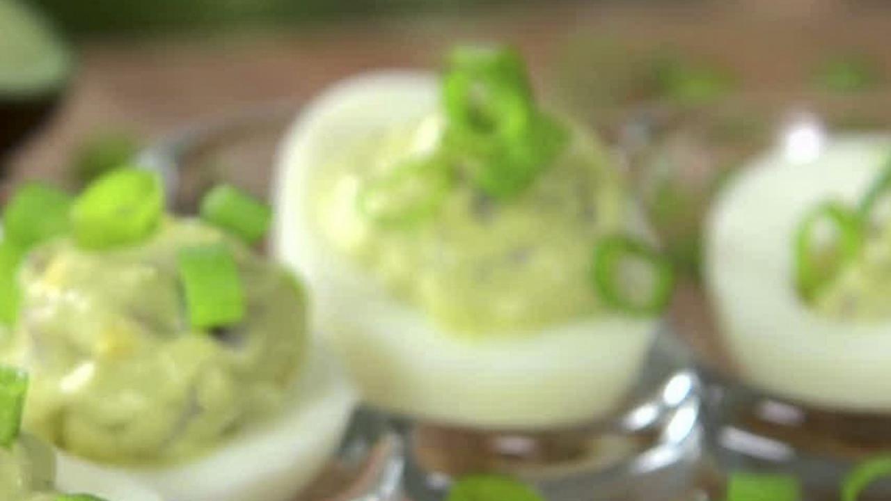 Devilishly Good Guacamole Eggs