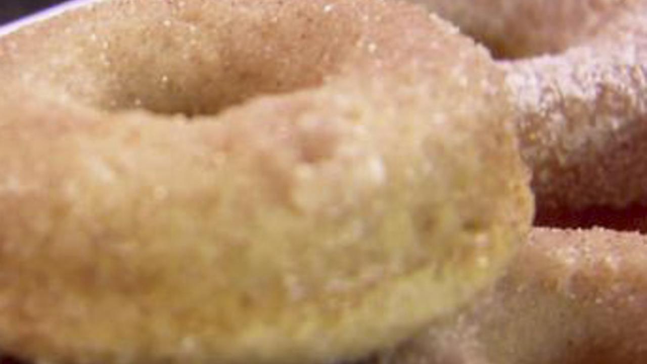 Ina's Cinnamon Baked Doughnuts