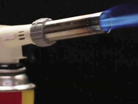 How to Use a Kitchen Torch