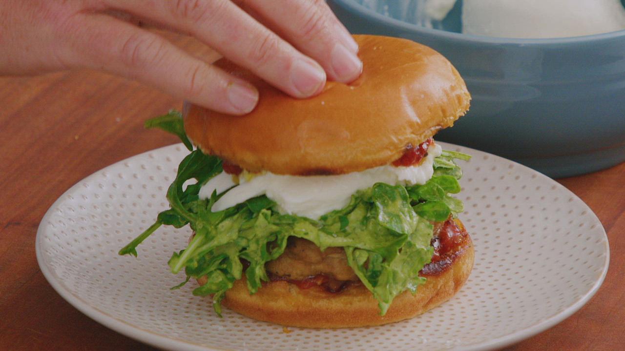 Caprese Turkey Burgers with Tomato Jam