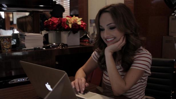 Giada and Social Media | Food Network