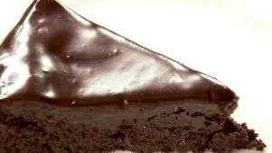 No-Flour Chocolate Cassis Cake