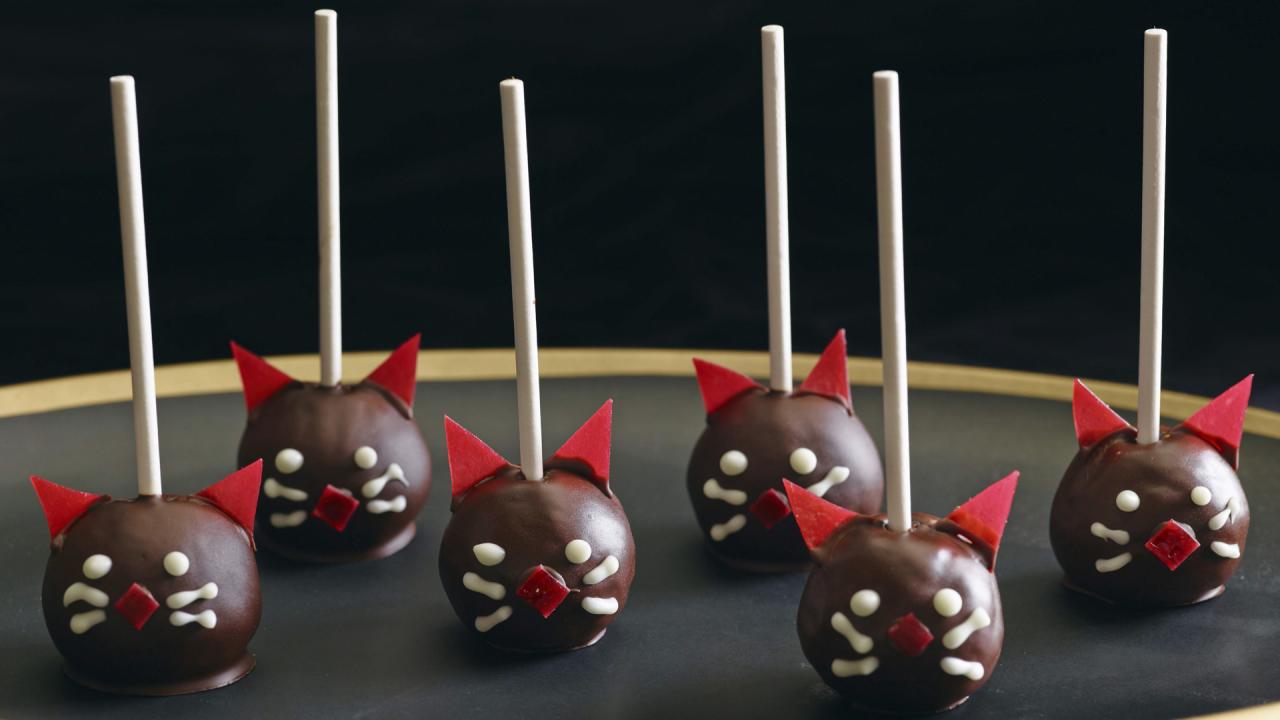'Purr'fect Black Cat Pops