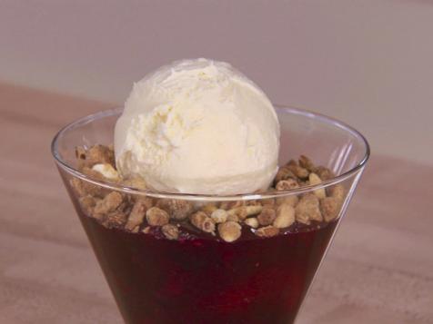 Sandra's Mixed Berry Crumble