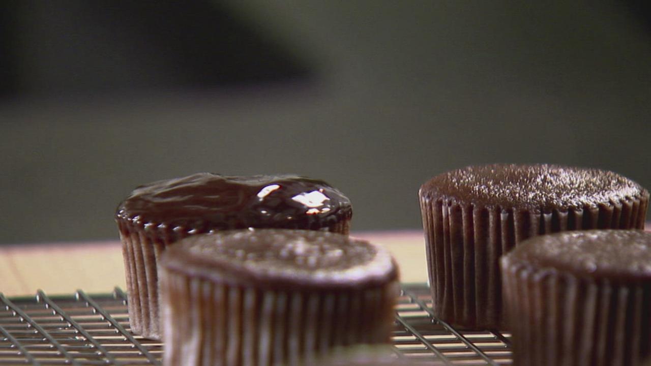 Ganache-Dipped Cupcakes